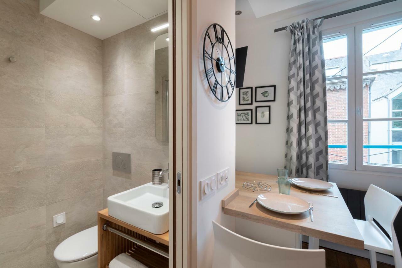 Le Petit Botte Apartment Рен Екстериор снимка
